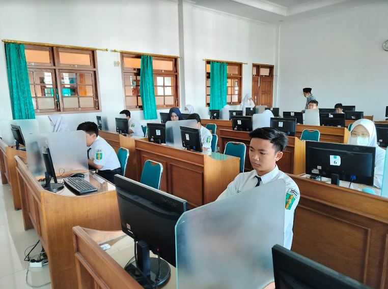 Pelaksanaan ANBK SMP Muhammadiyah PK Solo