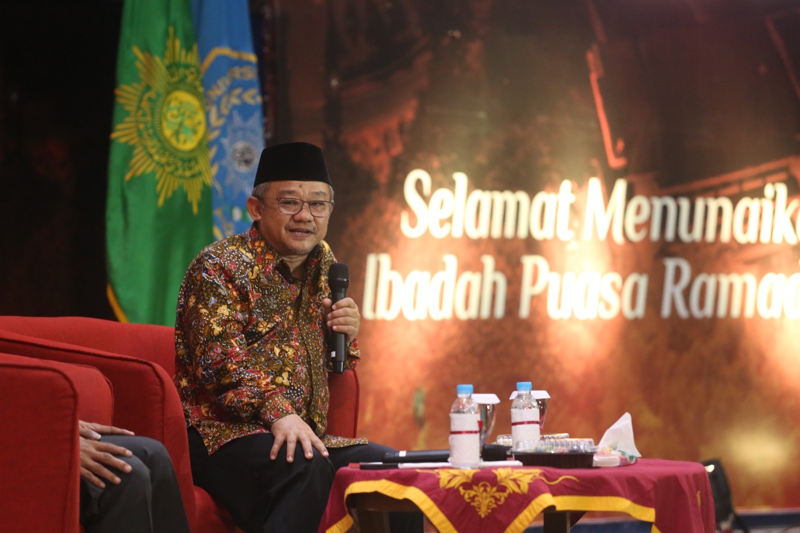 Abdul Mu'ti menyampaikan tausiyah di acara Tarhib Ramadhan UMM dengan tema  Bermuhammadiyah dengan Kepedulian Sosial (8/3).