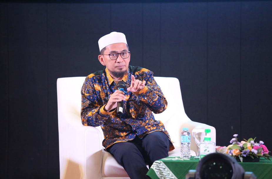 Wakil Ketua Majelis Tabligh Pimpinan Pusat Muhammadiyah Dr (HC) Adi Hidayat, Lc., MA