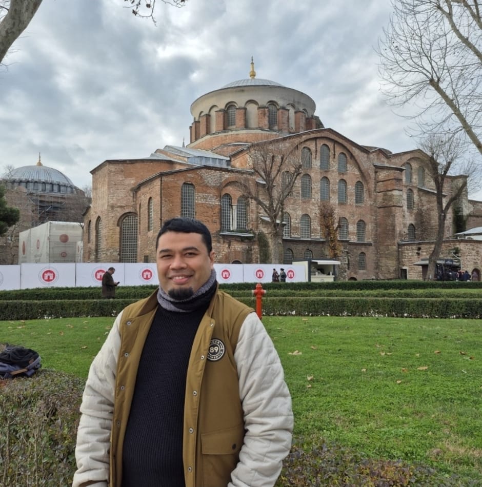 Dr Husamah, SPd, MPd