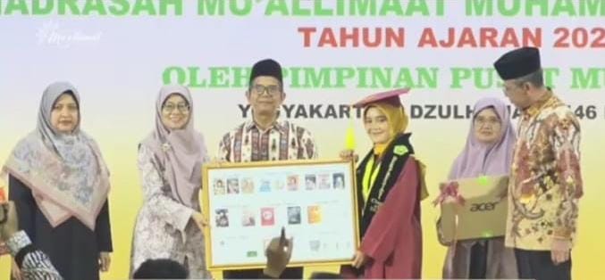 Pelepasan siswa akhir Madrasah Muallimaat Yogyakarta (31/5).