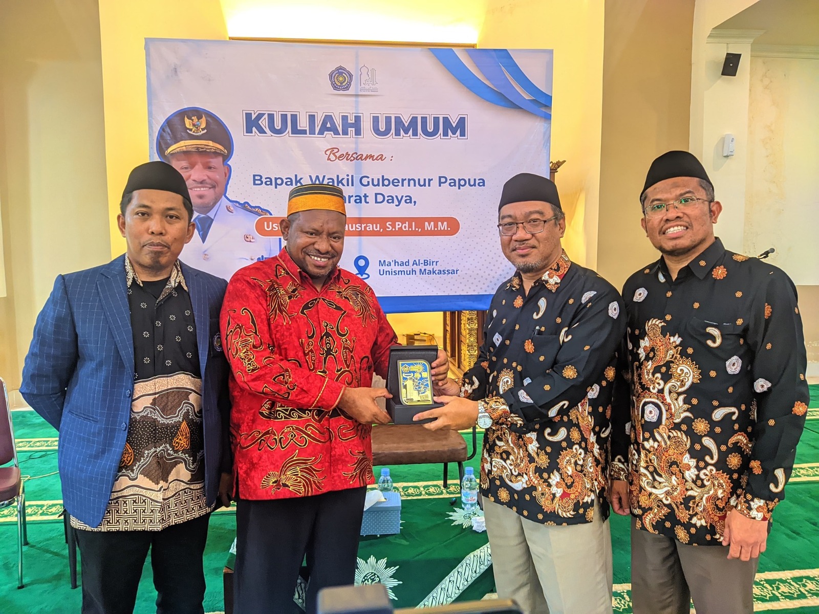 Ahmad Nausrau, alumni Ma’had Al-Birr Universitas Muhammadiyah (Unismuh) Makassar, kini menjabat sebagai Wakil Gubernur pertama Provinsi Papua Barat Daya.